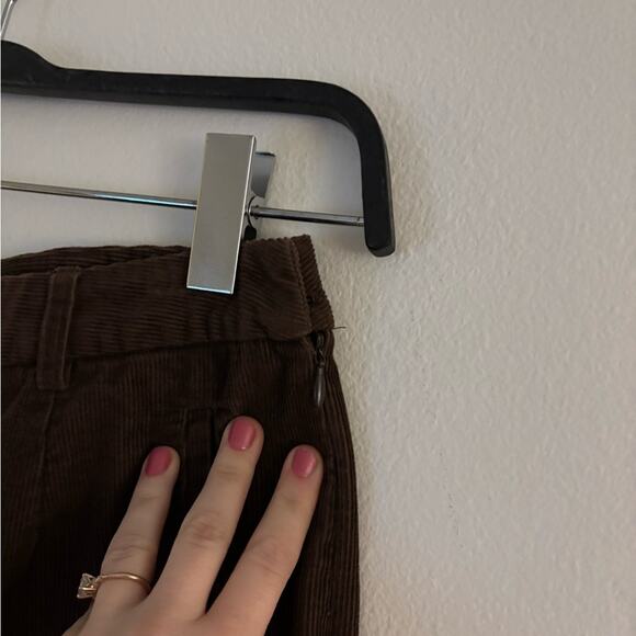 J.McLaughlin Brown Corduroy Straight Leg Pull On Pants Size 10 - Picture 5 of 8